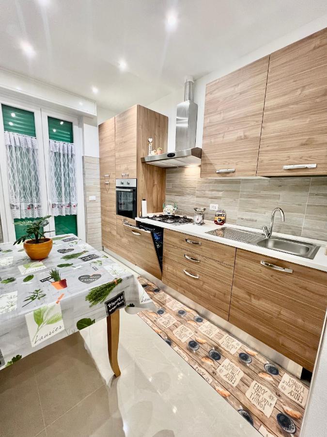 Апартаменты Casa Lollo Кьявари Экстерьер фото