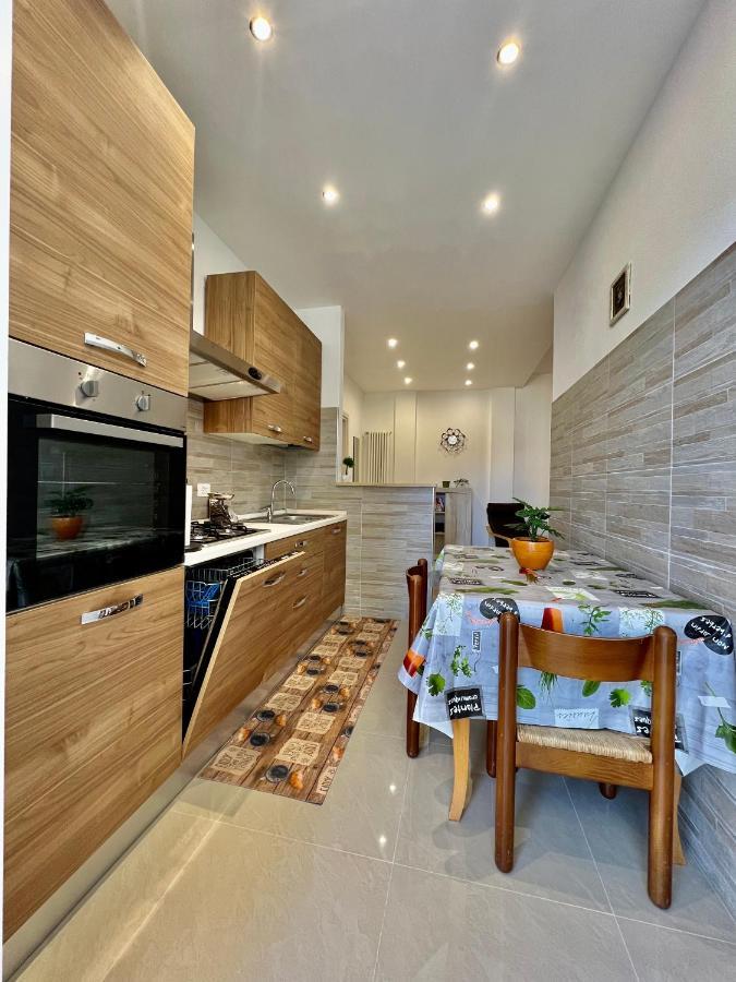 Апартаменты Casa Lollo Кьявари Экстерьер фото