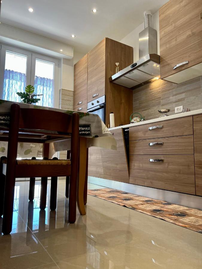 Апартаменты Casa Lollo Кьявари Экстерьер фото